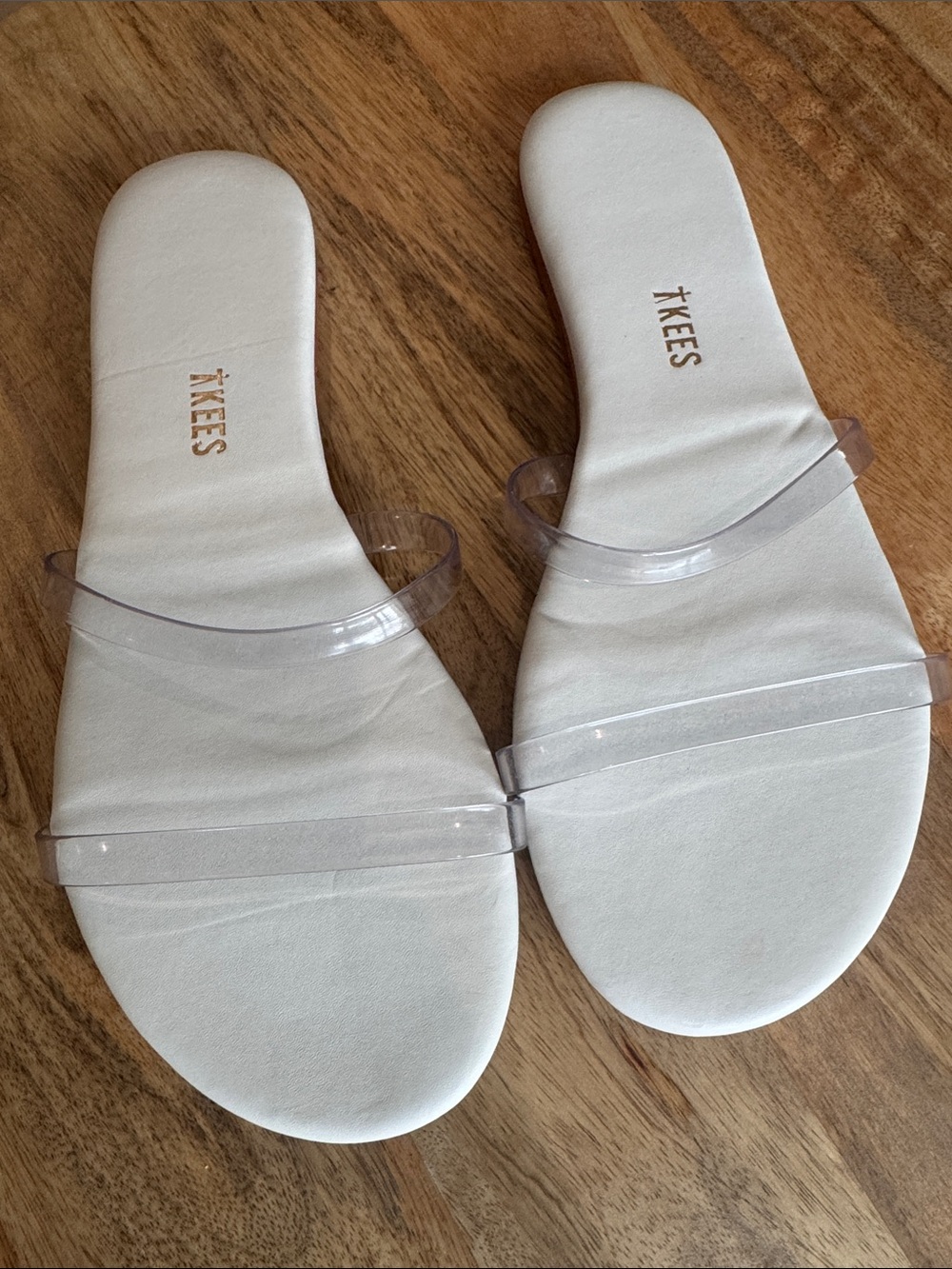 TKEES White leather sandal with clear PVC straps, size 8 (NWOT)